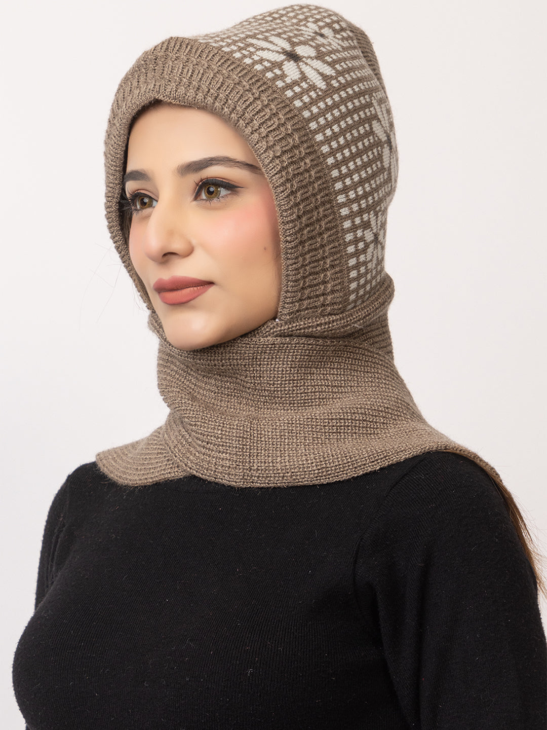 Beige flower muffler cap