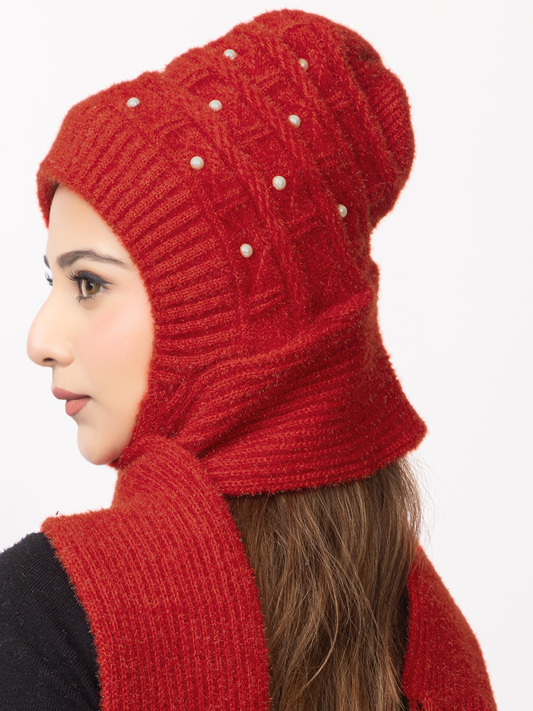 Red moti muffler cap