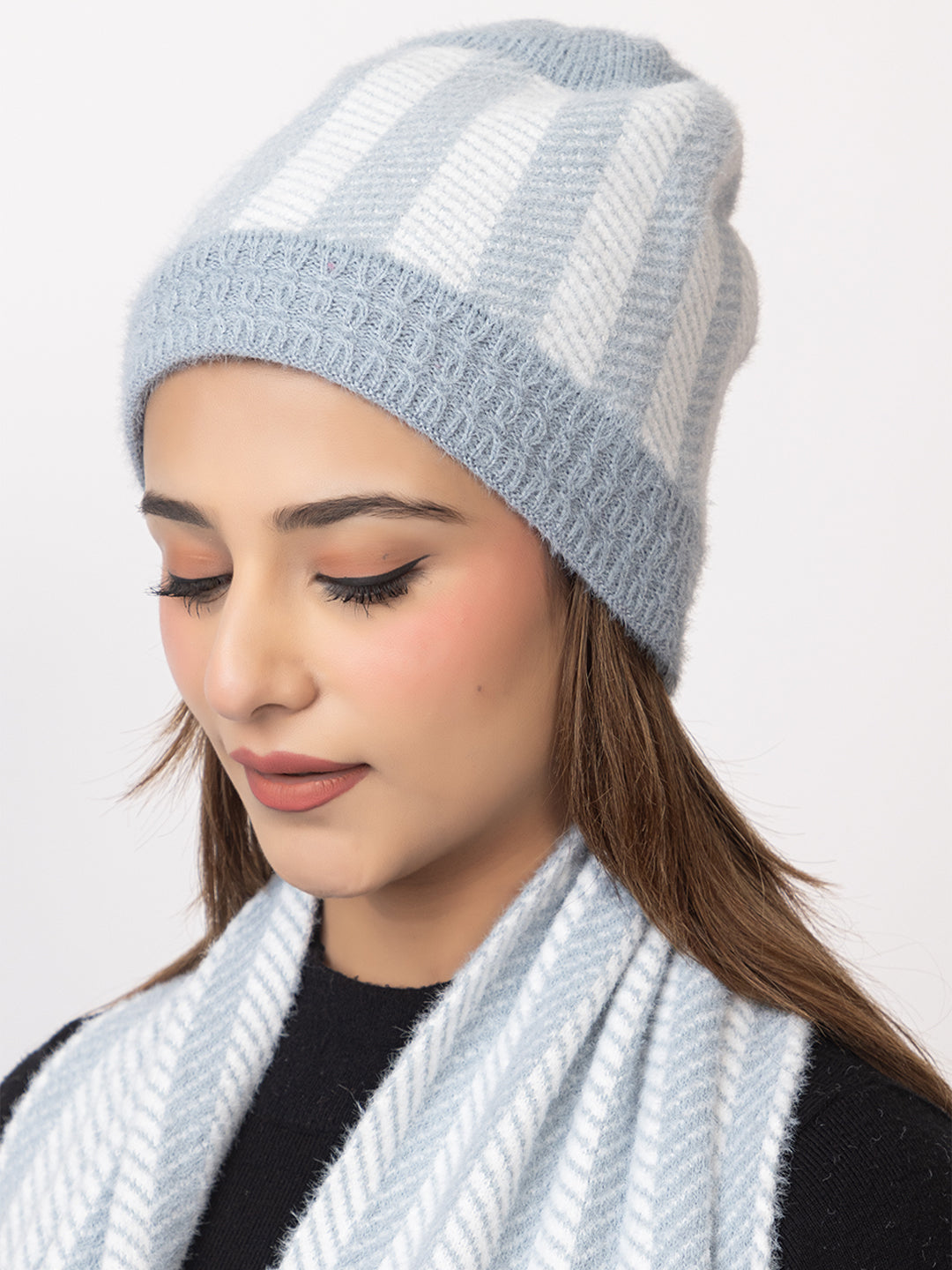 Light grey striper scarf cap combo