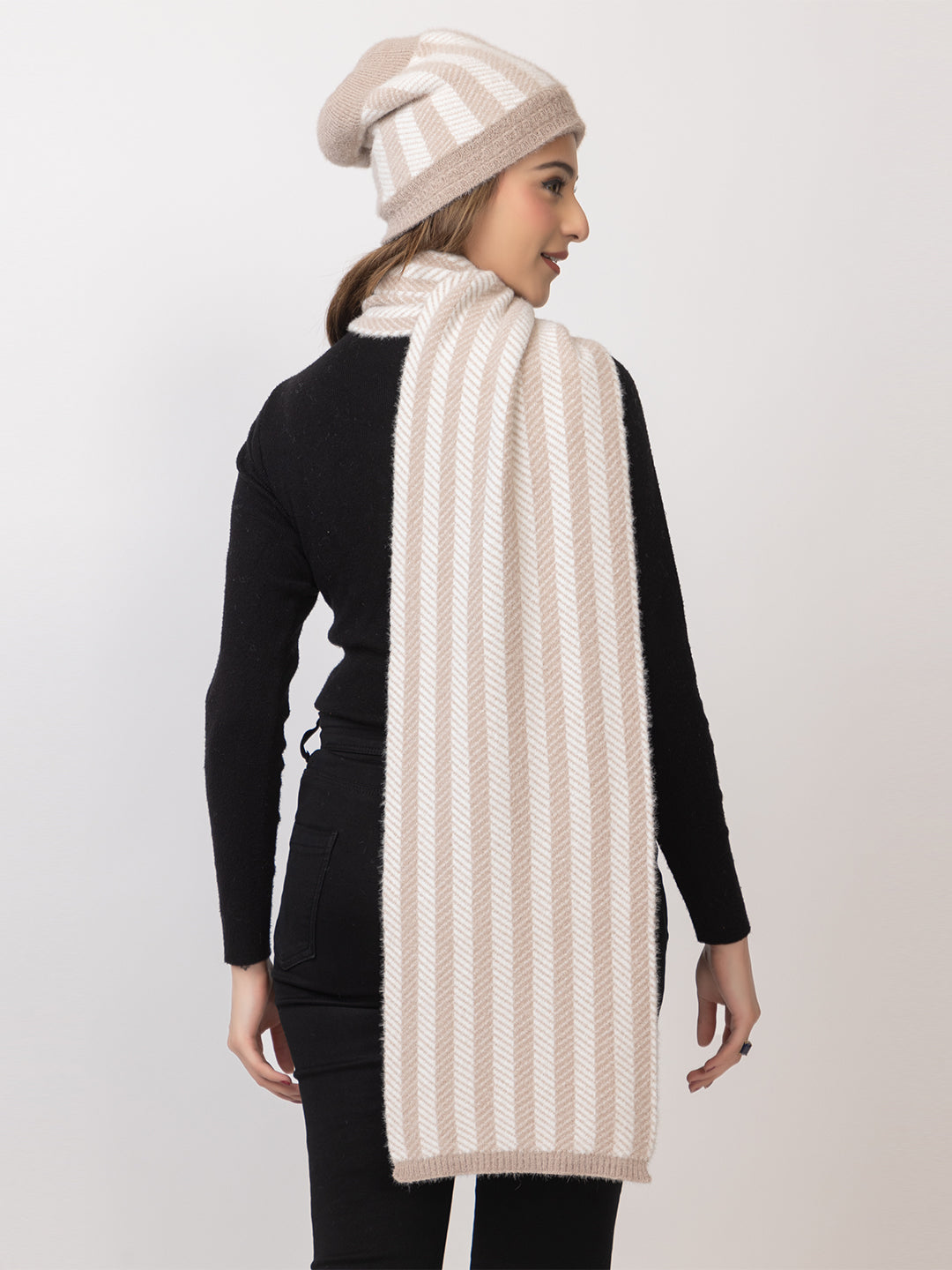 Beige striper scarf cap combo