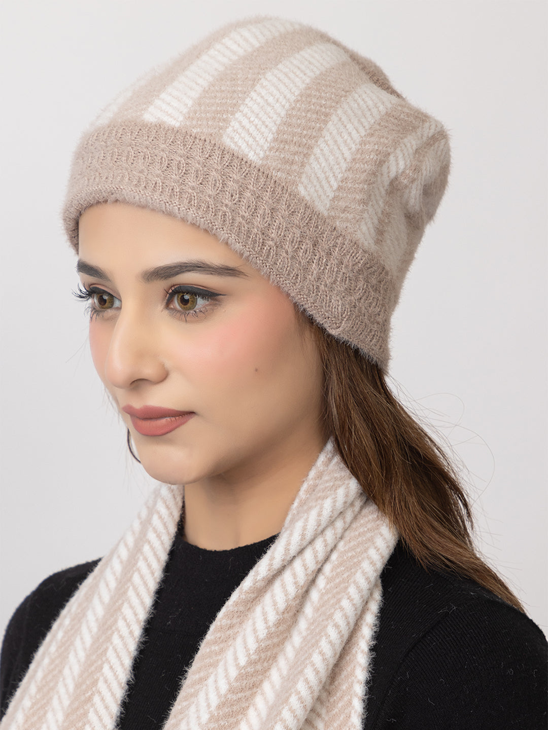 Beige striper scarf cap combo