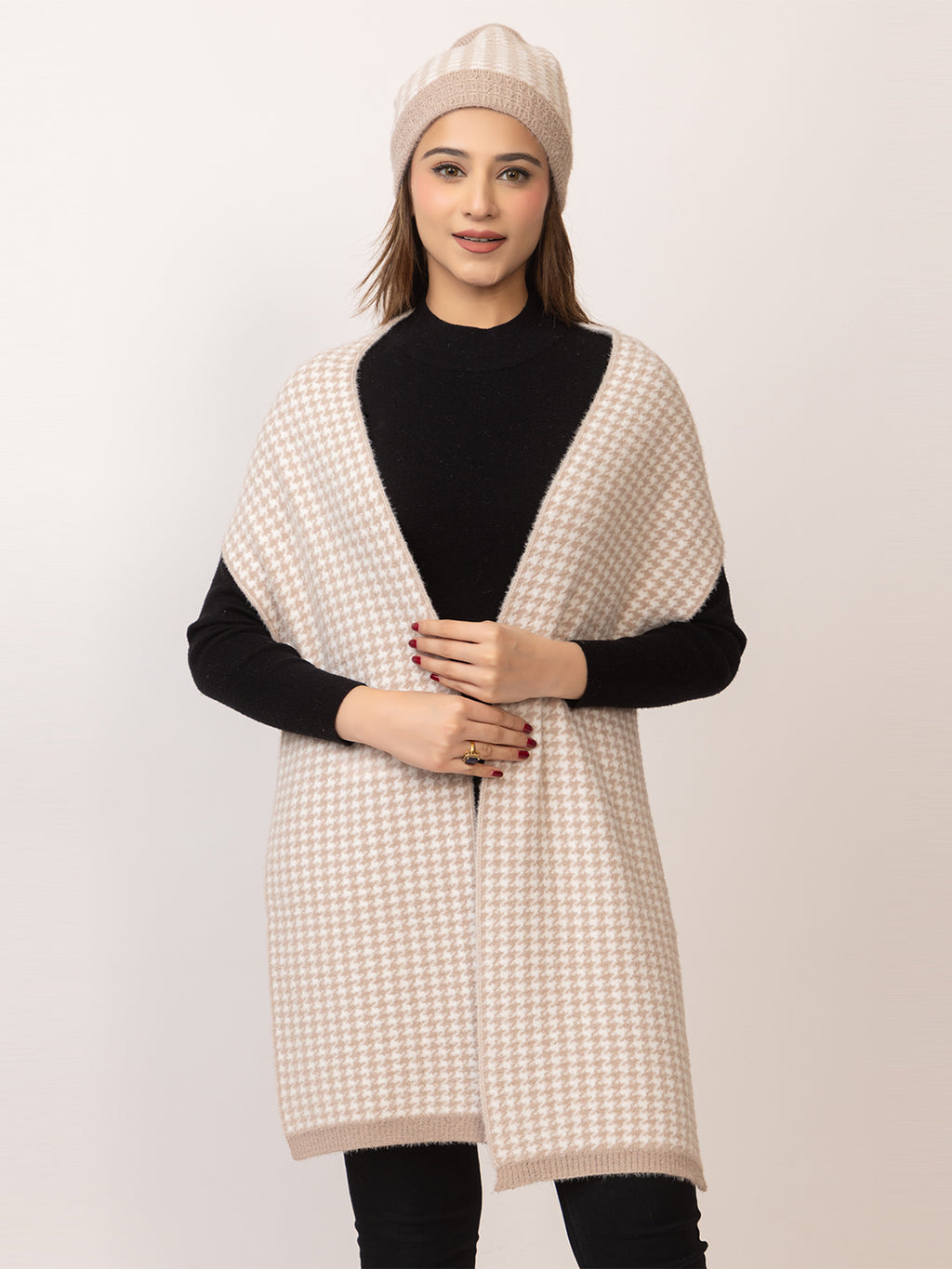 Beige Dots scarf cap combo