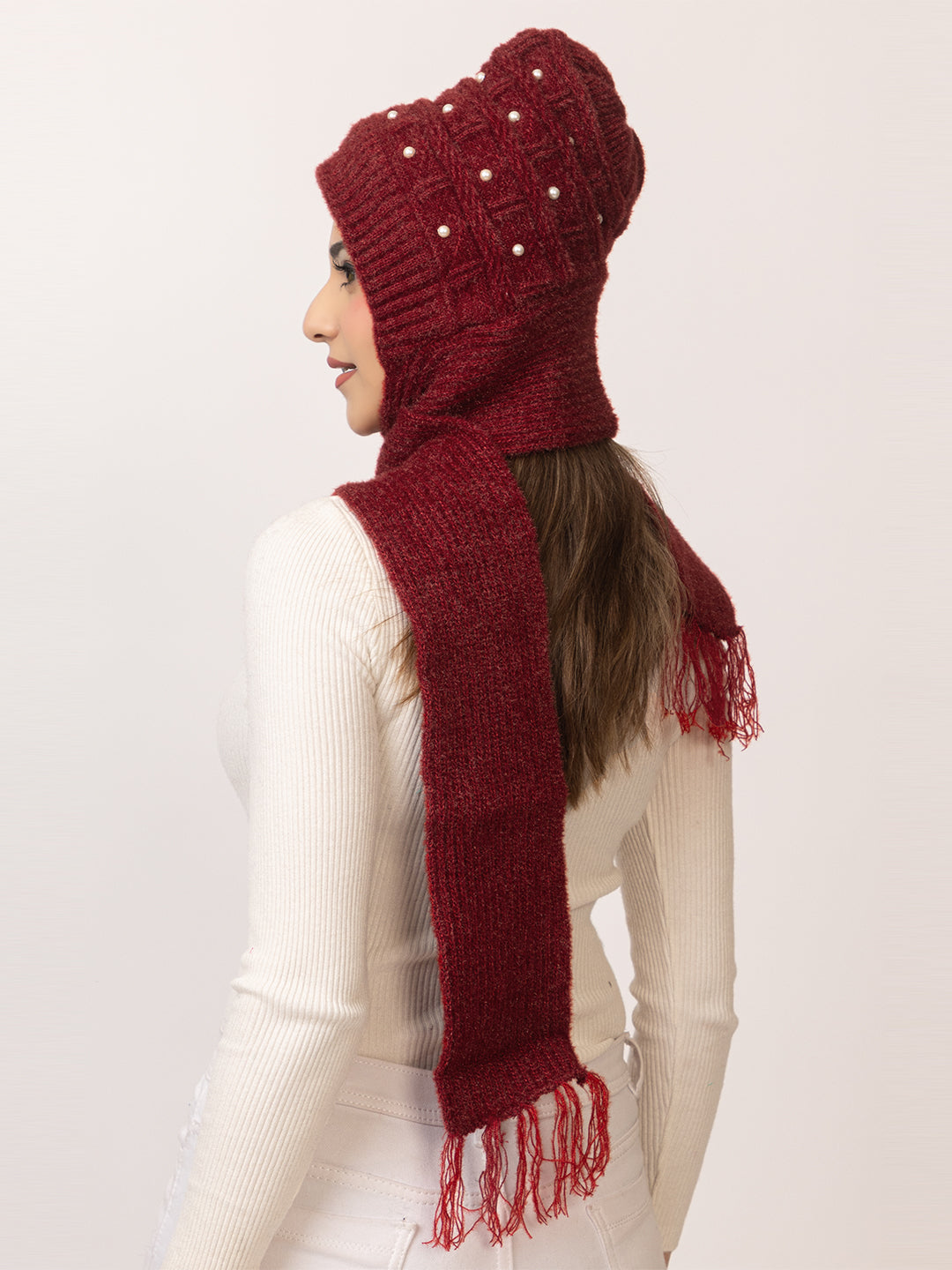 Maroon moti muffler cap