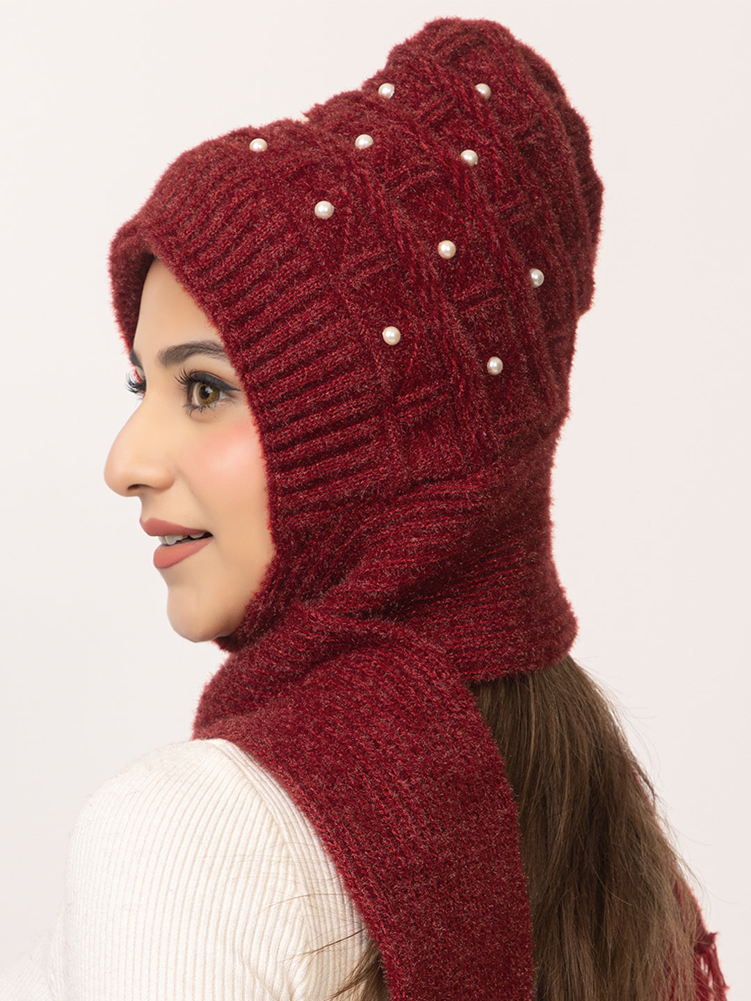 Maroon moti muffler cap