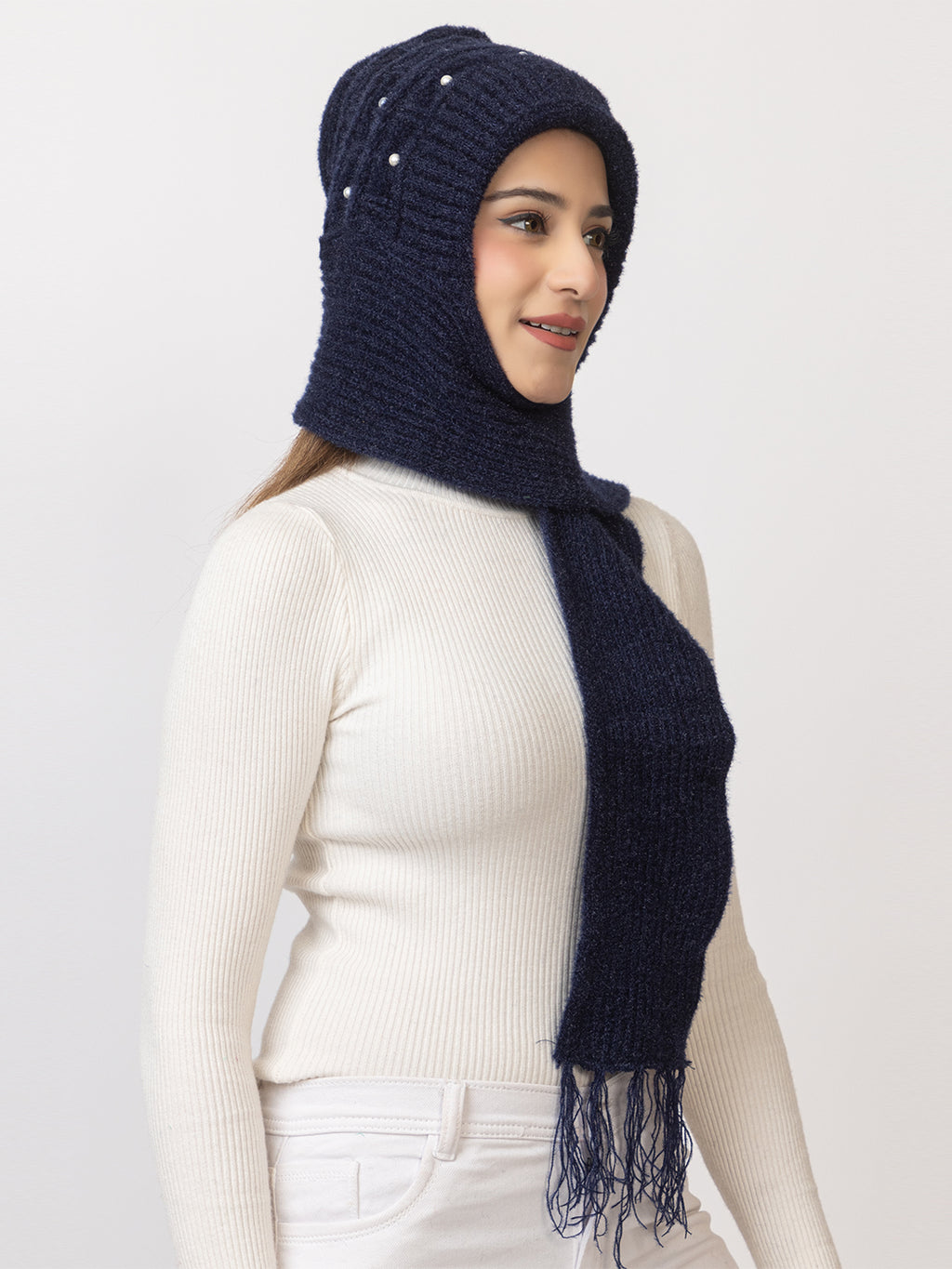 Scarf Polo Knit Cap Woolen Pearl-Embellished Beanie Muffler Cap