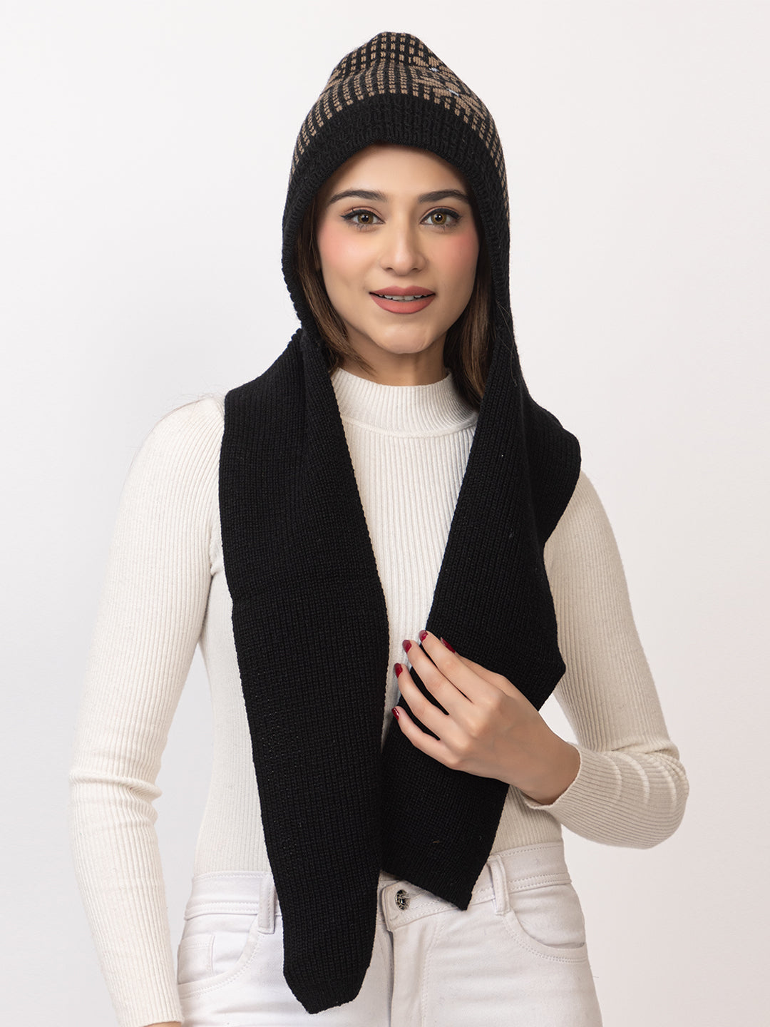 Black flower muffler cap