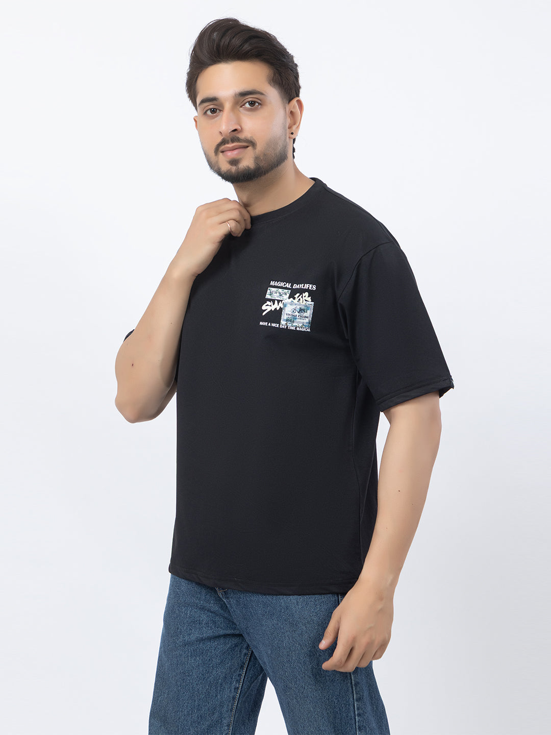 Men Oversized/Drop Shoulder Printed T-Shirt - Black