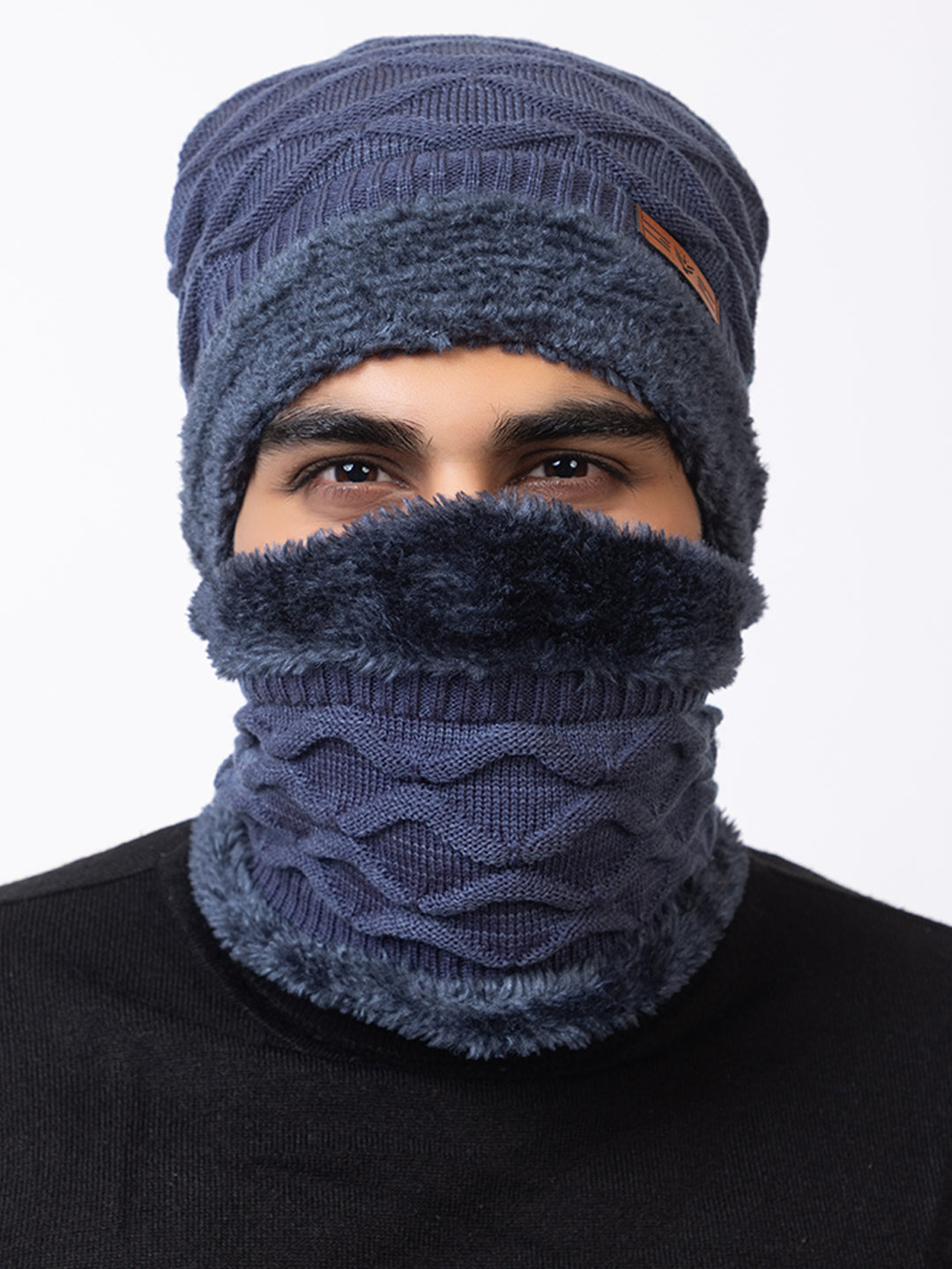 dark grey beanie neck set 