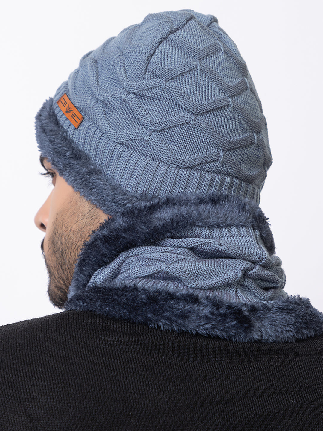 grey beanie neck set 