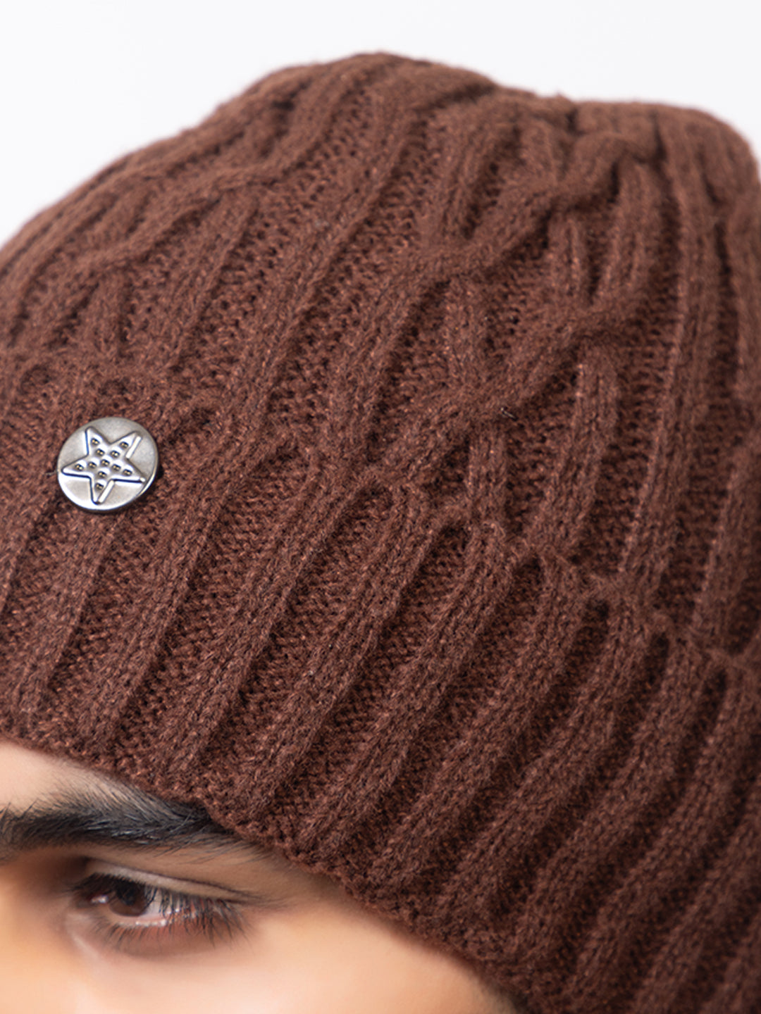 Brown twist cap