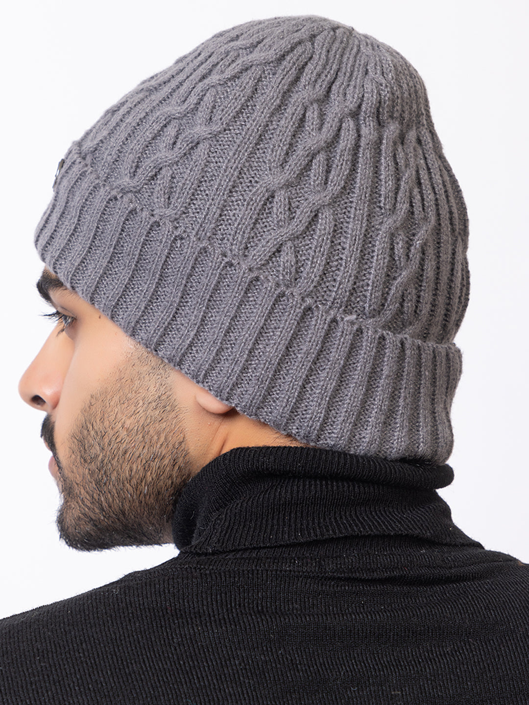 Grey twist cap