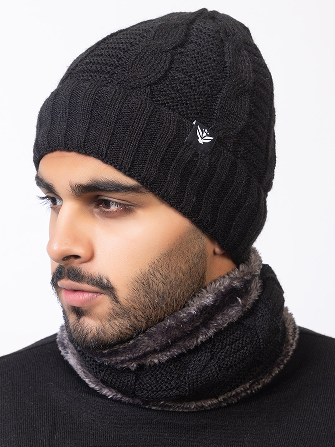 black beanie neck set 