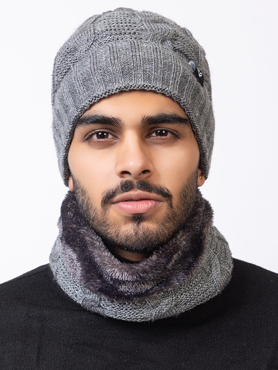 grey beanie neck set 