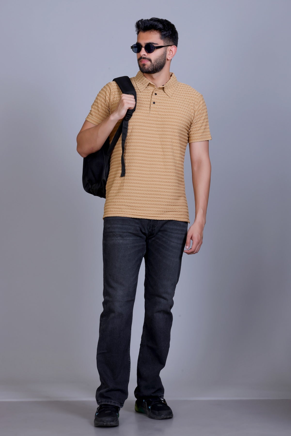 Amoldo Textured polo t-shirt men beige