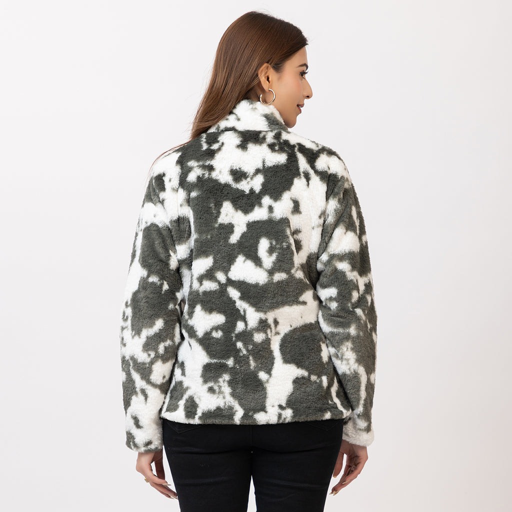 Woman wearing a tie-dye jacket on a white background Amoldo
