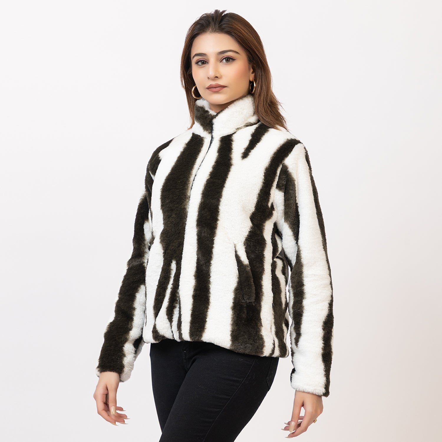 Woman wearing a zebra-striped jacket on a white background Amoldo
