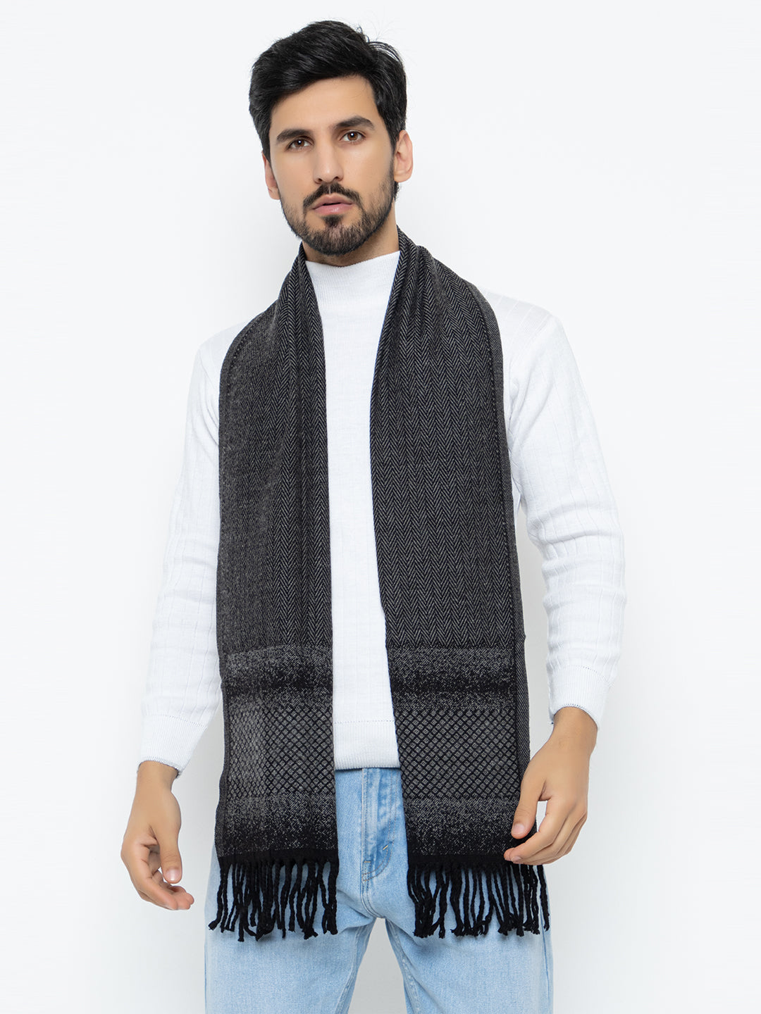 Woolen Sketch Design Muffler- Dark Grey | Amoldo