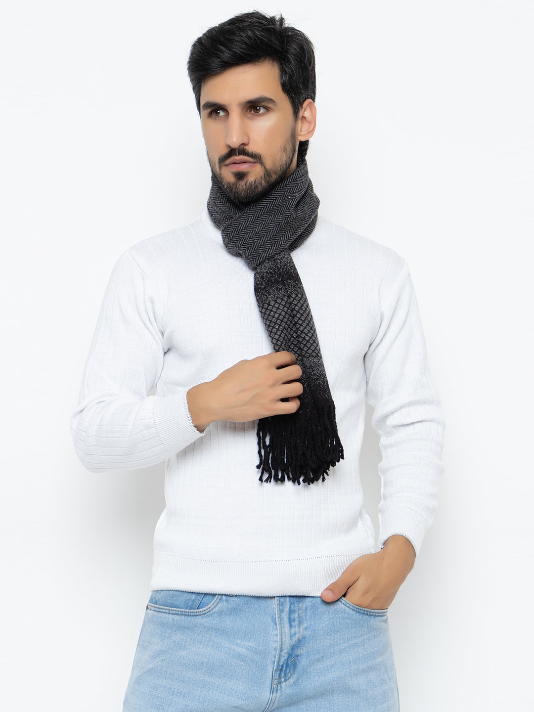 Woolen Sketch Design Muffler- Dark Grey | Amoldo