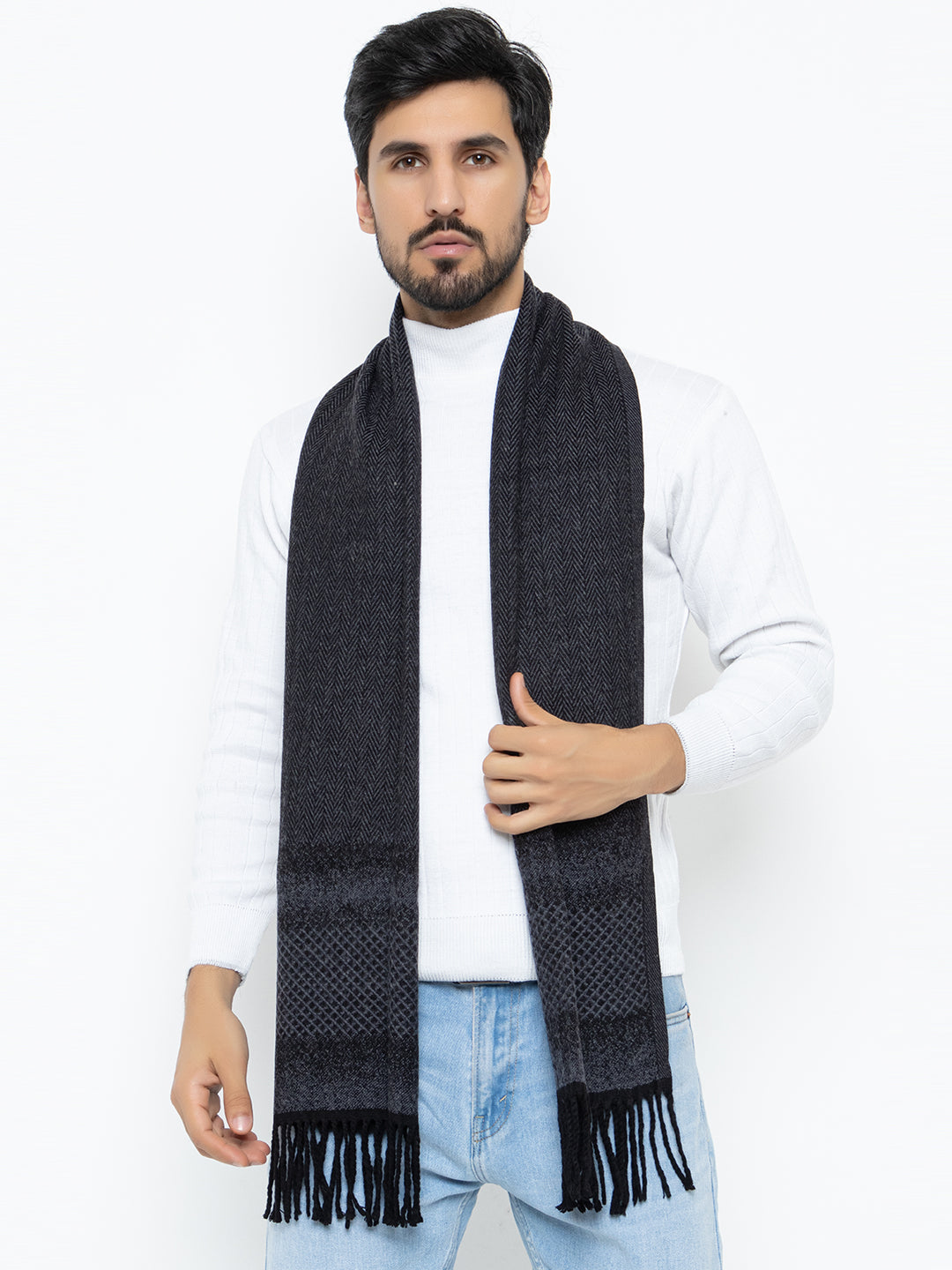 Woolen Sketch Design Muffler- Navy | Amoldo