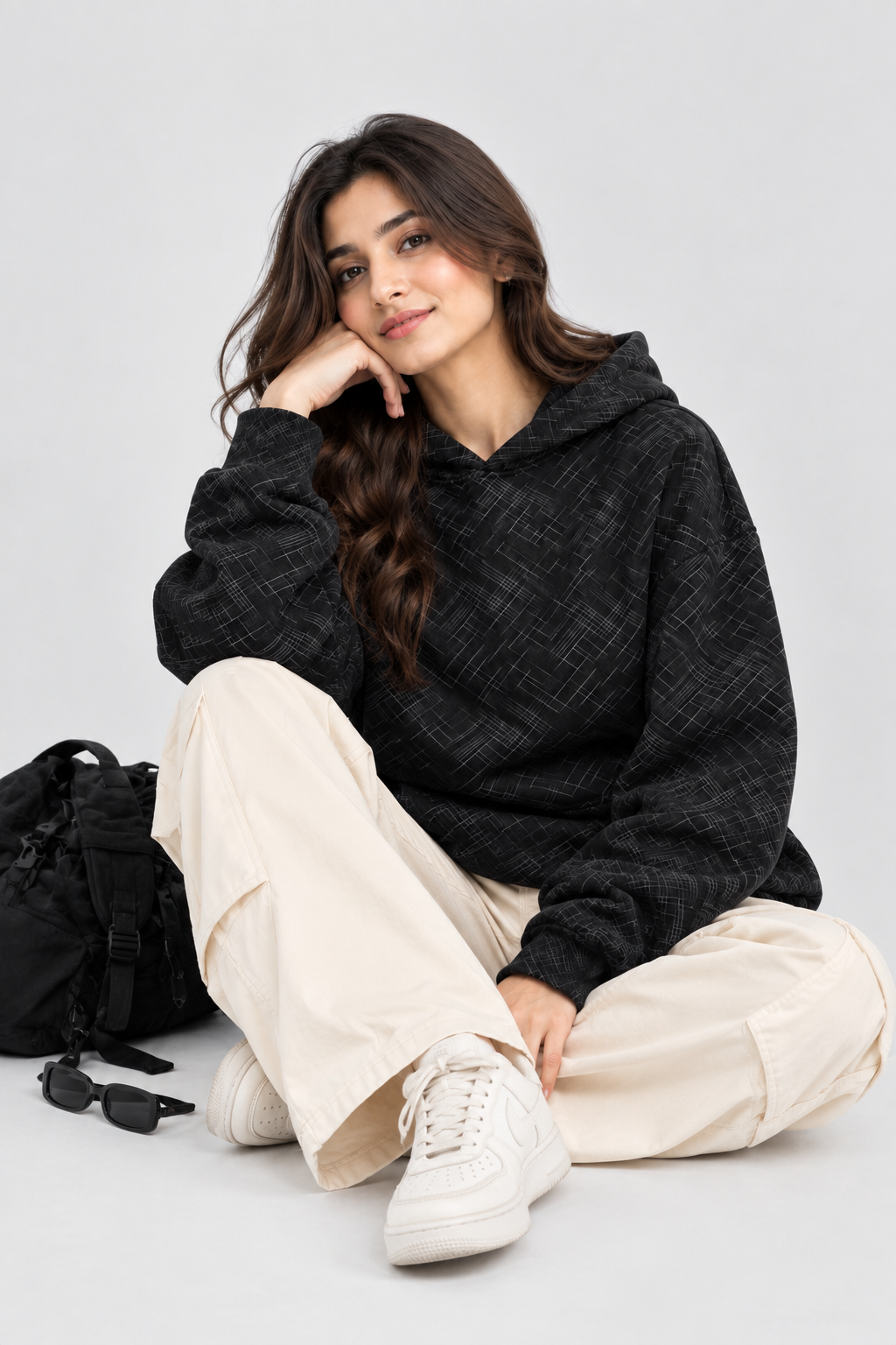 Women's Oversized 400+ GSM Hooded Sweatshirt | Black